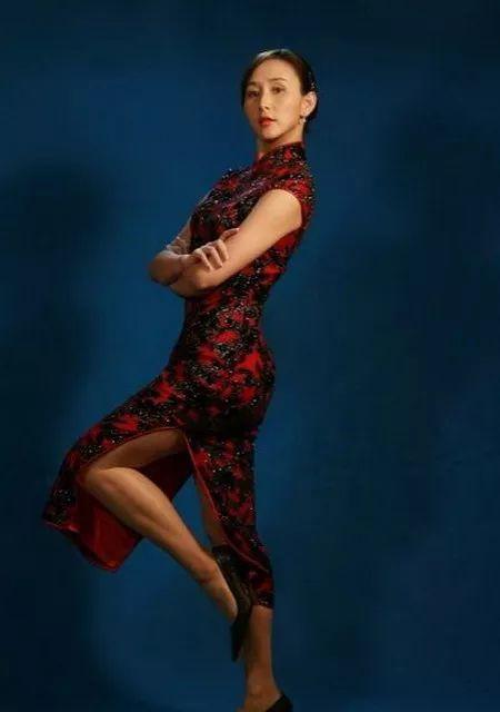 胡静明星 热舞,星光熠熠的动感演绎