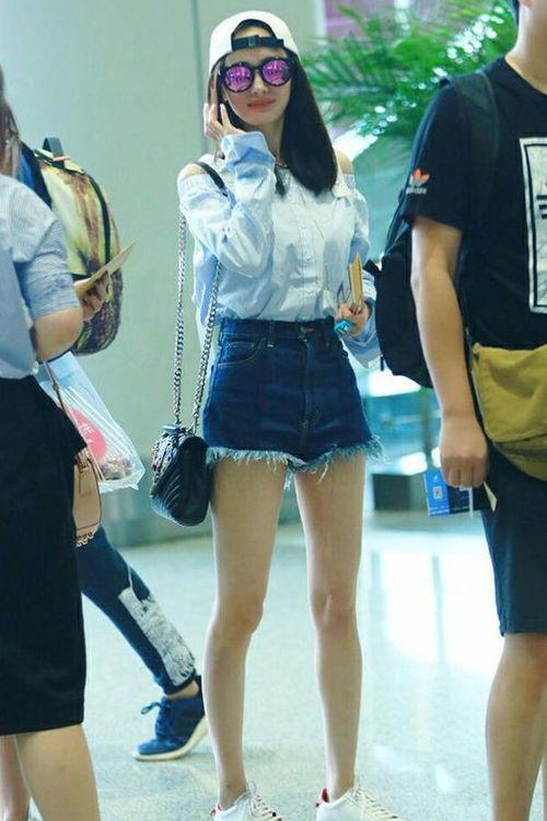 杨幂丝袜腿图片大全图片,性感魅力一触即发