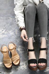 坡高跟丝袜凉鞋,夏日时尚新潮流